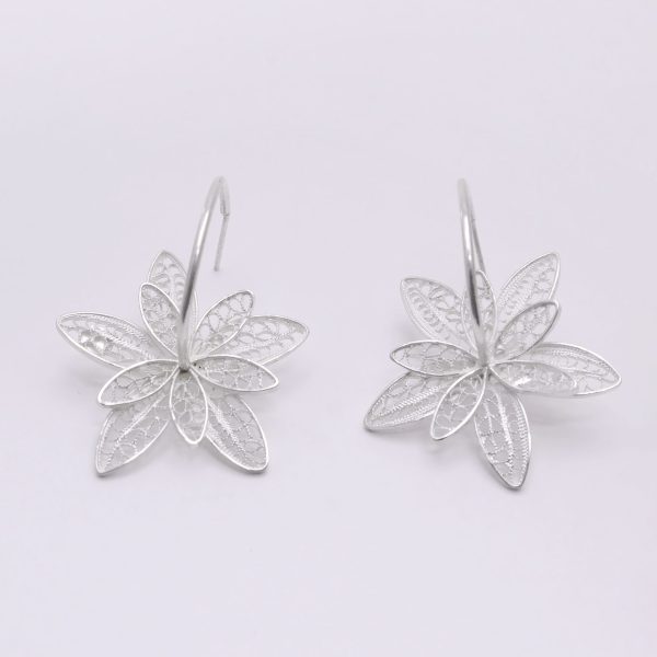 Aretes Flor Majuestuosa